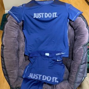 Nike Pro spandex workout suit size: L